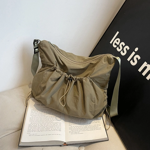 Bolso Bandolera de Nylon Fruncido para Mujer Gran Capacidad Cordón Bolso de Hombro Ligero Moda Color Sólido Messenger Bag