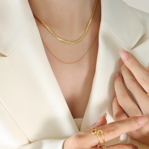 Collana A Doppio Strato In Acciaio Inossidabile Placcato Oro 18K Minimalista Catena A Serpente Gioielli Da Donna
