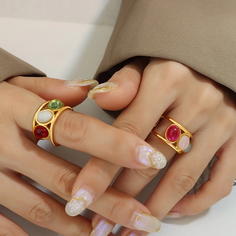 Bague en Acier Titane Plaqué Or Géométrique Vintage Français Avec Perles de Verre Multicolores Bijoux Élégants pour Femmes Cadeau