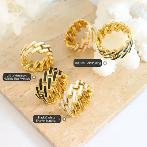 Anello Geometrico Acciaio Al Titanio Placcato Oro 18K Smalto Bianco Nero Barra Quadrata Trama Catena Intrecciata Gioielli Da Donna