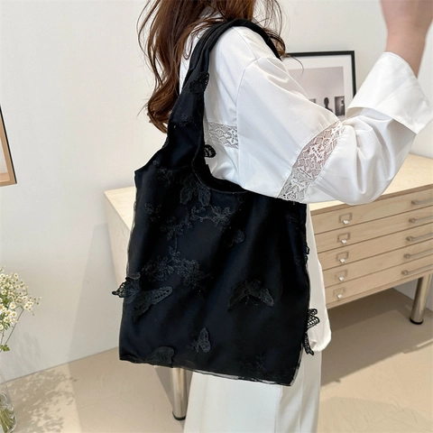 Butterfly Embroidered Lace Canvas Tote Bag Women Large Capacity Artistic Shoulder Bag Casual Shopping Handbag Off-White Black