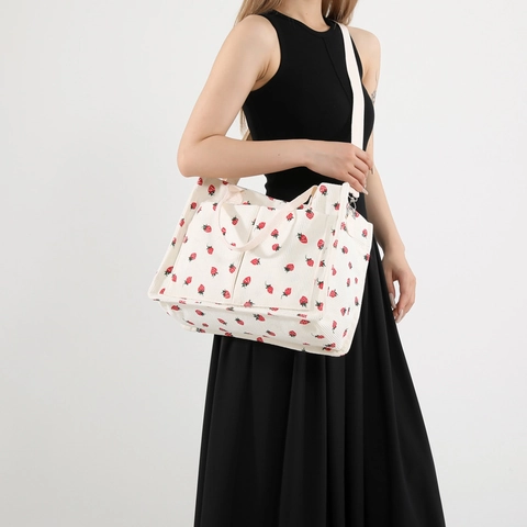 Corduroy Tote Tas Met Aardbei Print Grote Capaciteit Dubbele Voorzakken Verstelbare Riem Crossbody Schoudertas Handtas
