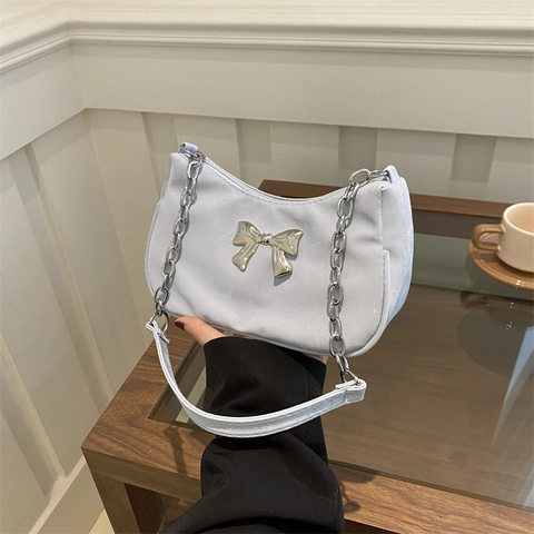 Sac À Bandoulière Sous L'Aisselle Cuir PU Avec Nœud En Métal Argenté Détail Chaîne Forme Croissant Chic Pour Femmes