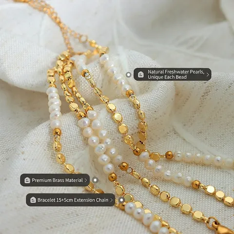 Französisches Chic Glänzendes Messing Kettenarmband Mit Natürlichen Süßwasserperlen Verstellbares Elegantes Schmuckstück Damen