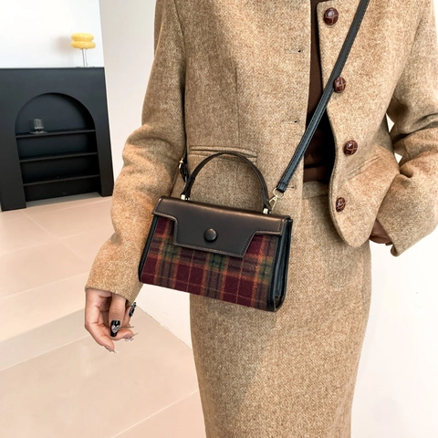 Women Vintage Plaid Patchwork Square Handbag PU Leather Woolen Texture Small Flap Bag With Adjustable Strap Commuting Bag