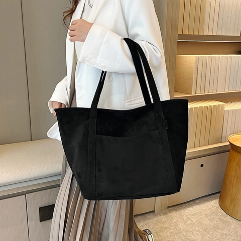 Nischendesign Mattierte PU Material Große Kapazität Schultertasche Minimalistischer Urbaner Stil Umhängetasche Tote Bag Damen Alltag