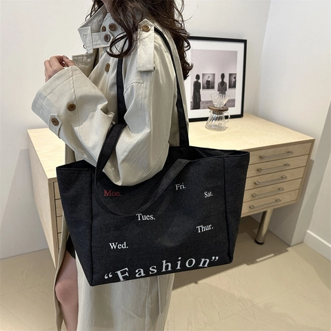 Dames Grote Capaciteit Denim Canvas Draagtas Retro Letters Print Minimalistisch Woon-werkverkeer Schouder Handtas