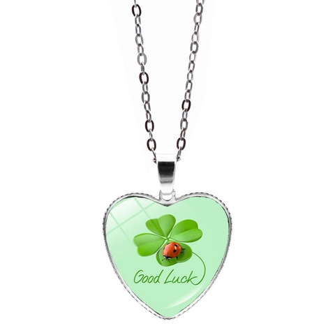 Collar con Colgante de Corazón Trébol de la Suerte para Mujer Aleación Vidrio Charms de Buena Suerte Con Cadena Plateada Joyería Regalo San Patricio