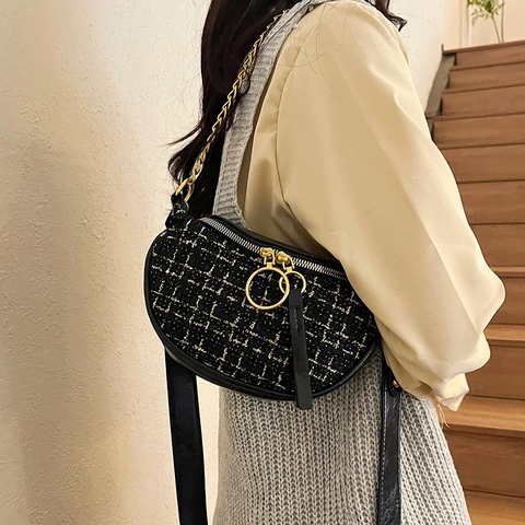 Women Tweed Crossbody Bag Fashion PU Leather Patchwork Dumpling Saddle Purse With Gold Chain And Wide Rivet Strap