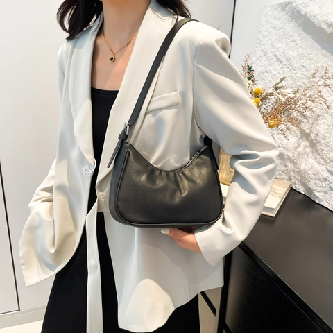 Women Minimalist PU Leather Underarm Bag Fashion Rhombic Pattern Shoulder Bag For Daily Commute Versatile Small Square Hobo Bag