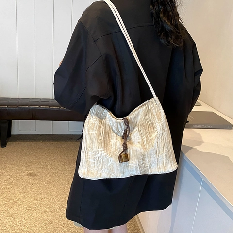Vintage Pleated Velvet Shoulder Bag For Women Bamboo Leaf Pattern Drawstring Crossbody Tote Bag Minimalist Fashion Handbag Daily Commuting Purse