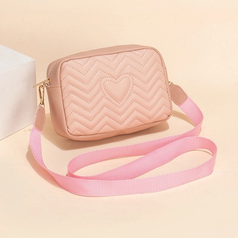 Women Chevron Quilted PU Leather Crossbody Camera Bag With Heart Embroidery Fashion Wide Webbed Strap Minimalist Daily Shoulder Bag