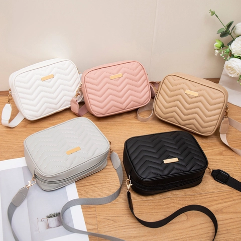 Women Quilted Crossbody Bag PU Leather Camera Bag With Wide Webbing Strap Gold Hardware Trendy Square Small Handbag