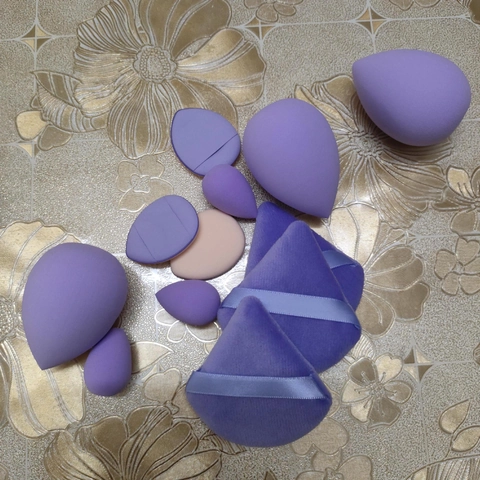 Hydrophilic Non-Latex Purple Triangle And Teardrop Makeup Sponges Professional Beauty Cosmetic Powder Puffs For Dry And Wet Use
