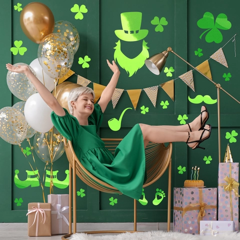 Adesivi Murali Fluorescenti Per Il Giorno Di San Patrizio Con Trifoglio E Cappello Da Leprechaun Decalcomanie In PVC Per Feste