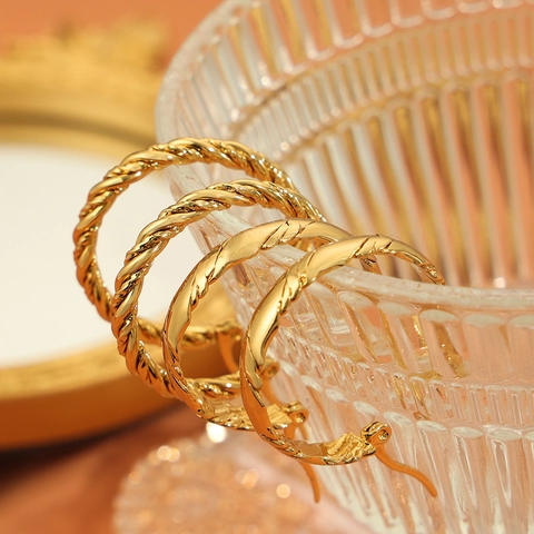 Minimalist Titanium Steel Twisted Rope Hoop Earrings For Women Fashion Geometric Gold Plated Ins Style Jewelry Accessory