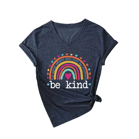 Damen Casual Baumwollmischung T-Shirt V-Ausschnitt Regenbogen Brief Be Kind Druck Kurzarm Lockeres Sommer Top Fashion Kleidung