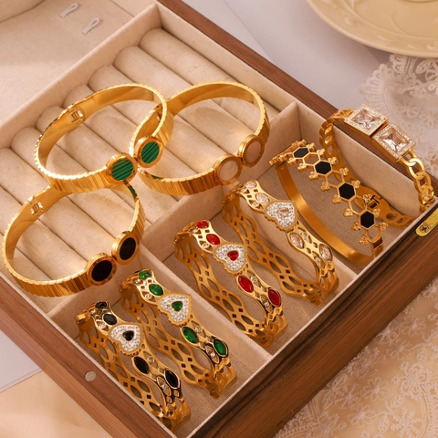 Bracciale Rigido Geometrico in Acciaio al Titanio Vintage Cuore a Nido d'ape Cavo Con Zirconia Intarsiata Conchiglia Numeri Romani Gioielli da Donna