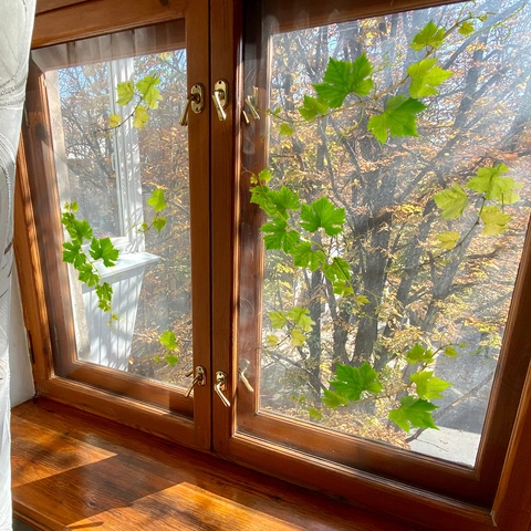 Fresh Green Vine Window Stickers PVC Minimalist Electrostatic Plant Leaf Wall Decals Removable Home Decor