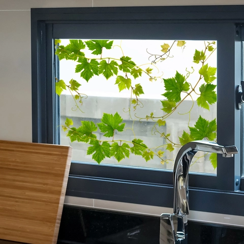Fresh Green Vine Window Stickers PVC Minimalist Electrostatic Plant Leaf Wall Decals Removable Home Decor