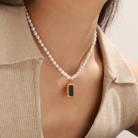 Freshwater Pearl Pendant Necklace Vintage Titanium Steel Black Rectangular Zircon Inlaid Elegant Jewelry For Women