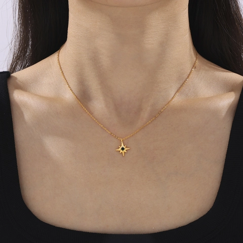 Collar De Acero De Titanio Con Colgante De Estrella De Ocho Puntas Y Piedra Verde Cadena De Serpiente Joyería Para Mujer