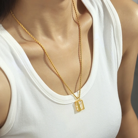 Collar con Colgante de Zirconia Rectangular Vintage para Mujer Bañado en Oro 18K Acero Inoxidable Cadena de Cuerda Joyería