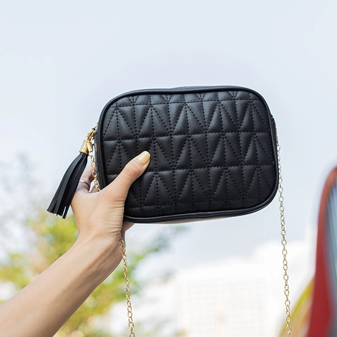 Bolso de Hombro Acolchado para Mujer Cuero PU Bolso Cámara Cadena Dorada Borla Bandolera Bolso Cuadrado Pequeño Coreano