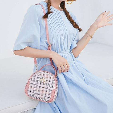 Women Plaid Shoulder Bag Bee Artificial Pearl Decoration Crossbody Handbag PU Leather Small Round Bag Sweet Style Satchel