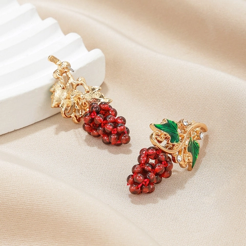 Grape Dangle Ohrringe Legierung Emaille Grünes Blatt Rote Acrylperlen Rhinestone Frucht Schmuck Für Damen