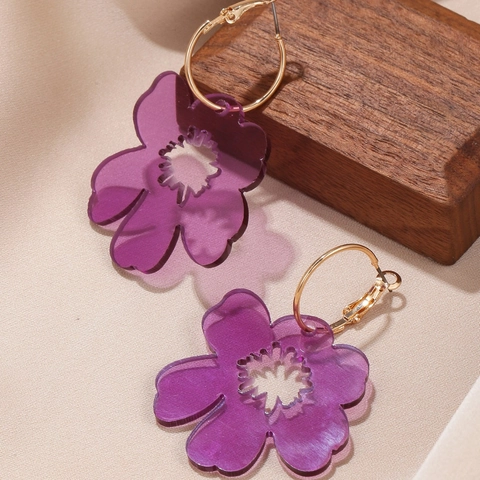 Paarse Acryl Bloem Hoop Oorbellen Met Goudkleurig Metaal Vintage Chique Florale Sieraden Voor Dames