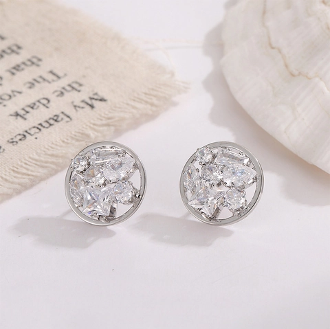 Orecchini A Lobo Geometrici Rotondi Con Perno In Argento Sterling 925 Intarsio Di Zircone Base In Rame Donna