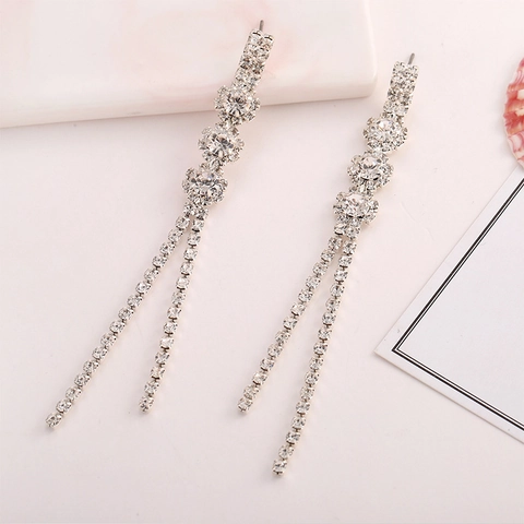 Orecchini Lunghi A Nappa Con Grappolo Di Fiocchi Di Neve Con Strass Zircone In Rame Placcato Argento Per Donna Elegante