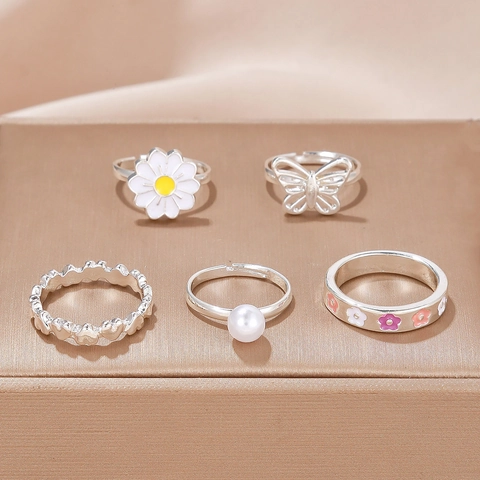 Anillos De Aleación De Margarita Mariposa Flor Perla Artificial De Imitación Ajustable Dulce Joyería De Moda Para Mujeres