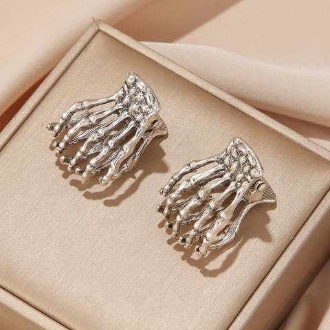 Gothic Skeleton Hand Hair Claw Clip Zinc Alloy Metal Bone Hairpin Halloween Punk Party Women Hair Decoration Accessories