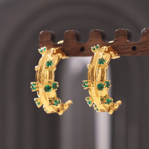 Geometrische C-Vormige Oorringen 18 Karaat Verguld Koper Met Groene Glasstenen Vintage Luxe Sieraden Voor Vrouwen