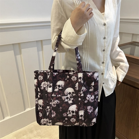 Women Gothic Skull Floral Print Large Capacity Tote Bag Retro Street Style Shoulder Bag Daily Travel Shopping Handbag