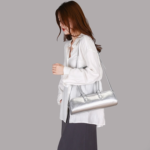 Women Glossy PU Leather Underarm Shoulder Bag Minimalist Cylindrical Baguette Handbag Retro Niche Style Purse