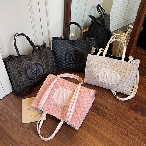 Damen Mode Große Kapazität PU Leder Tote Bag Chic M Monogramm Druck Handtasche Schultertasche Lässig Pendler Handtasche