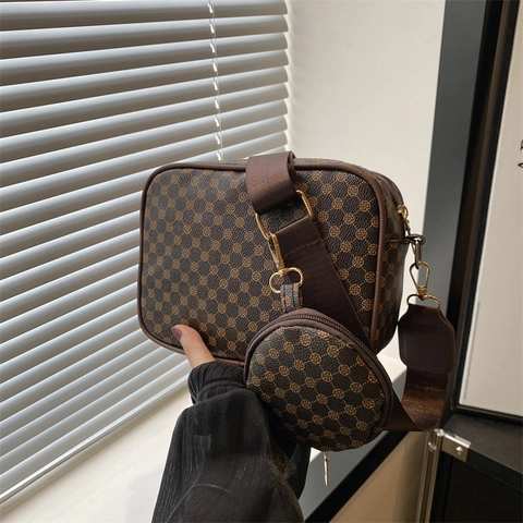 Women Vintage Monogram PU Leather Shoulder Bag and Small Round Coin Purse Retro Crossbody Square Bag for Fashion Daily