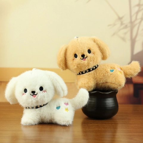 Simpatico Portachiavi in Peluche a Forma di Cucciolo Morbido Giocattolo per Cani Imbottito Con Collare Borchiato Ricamo a Cuore per Decorazione Zaino Borsa Regalo
