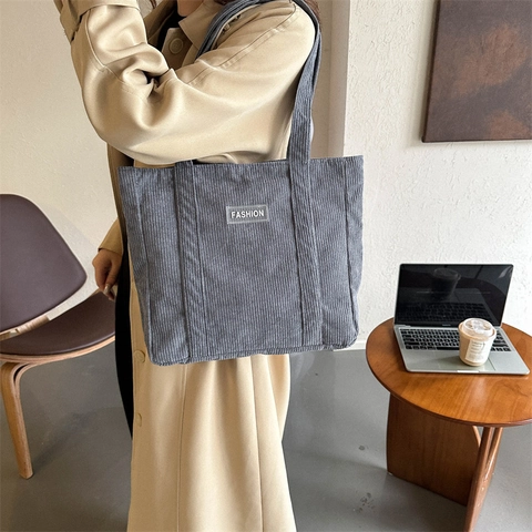 Borsa Tote da Donna in Velluto a Coste Grande Capacità Minimalista Casual a Tracolla Con Etichetta Moda per Uso Quotidiano