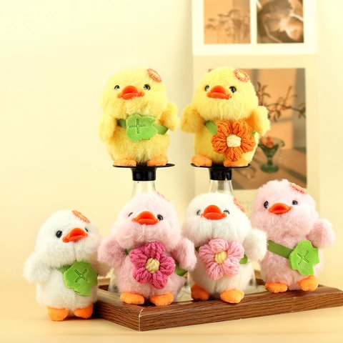Simpatico Portachiavi Anatra in Peluche Morbido Ciondolo Animale Imbottito Con Accessorio Fiore All'uncinetto Per Borse Zaino Decorazione Regalo Donna