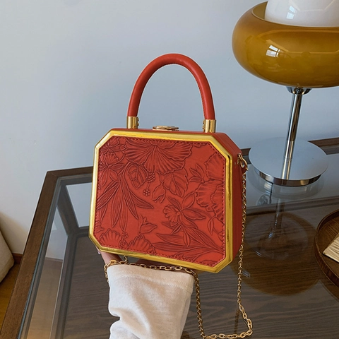 Women Vintage Octagonal Box Bag Floral Relief PU Leather Metal Frame Handbag Evening Party Gold Chain Strap Crossbody