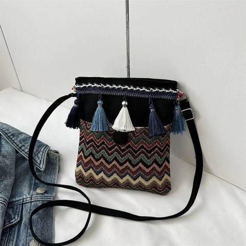 Bohemian Ethnic Style Canvas Crossbody Bag Women Tassel Wave Pattern Fashion Casual Shoulder Bag Daily Travel Handbag