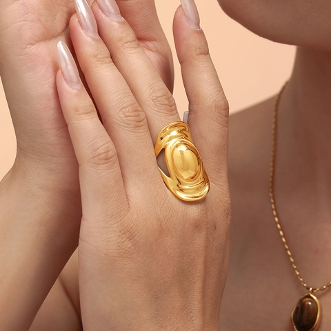Anello Statement Ovale Acciaio Al Titanio Placcato Oro Stile Metallo Liquido Esagerato Geometrico Grande Lucidatura Specchio