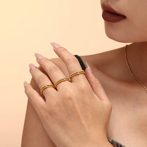 Minimalistischer Doppelschichtiger Verstellbarer Ring Titanstahl Vergoldet Mikro Eingelegter Zirkonia Geometrische Perlenstruktur Fingerring Für Damen Schmuck