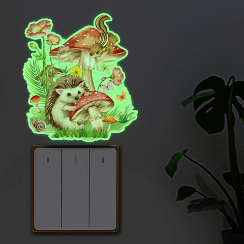 Glow In The Dark Lichtschakelaar Sticker PVC Cartoon Bosdieren Paddenstoel Muursticker Fluorescerende Egel Voor Kinderkamer