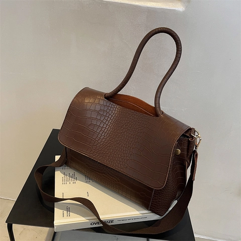 Damen Große Kapazität Krokodilmuster PU Leder Einkaufstasche Retro Klappe Schultertasche Mit Breitem Gurt Pendeltasche