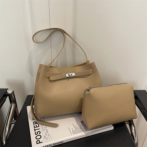 Bolso de Hombro de Cuero PU de Gran Capacidad para Mujer Con Bolsita Urbano Minimalista Color Sólido Costura Bolso de Mano